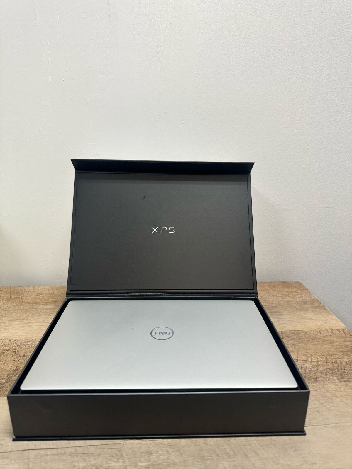 Dell XPS 13 9300 13.4" 1 TB SSD, Intel Core i7-1065G7, 1.30 GHz, 32 GB RAM Touch